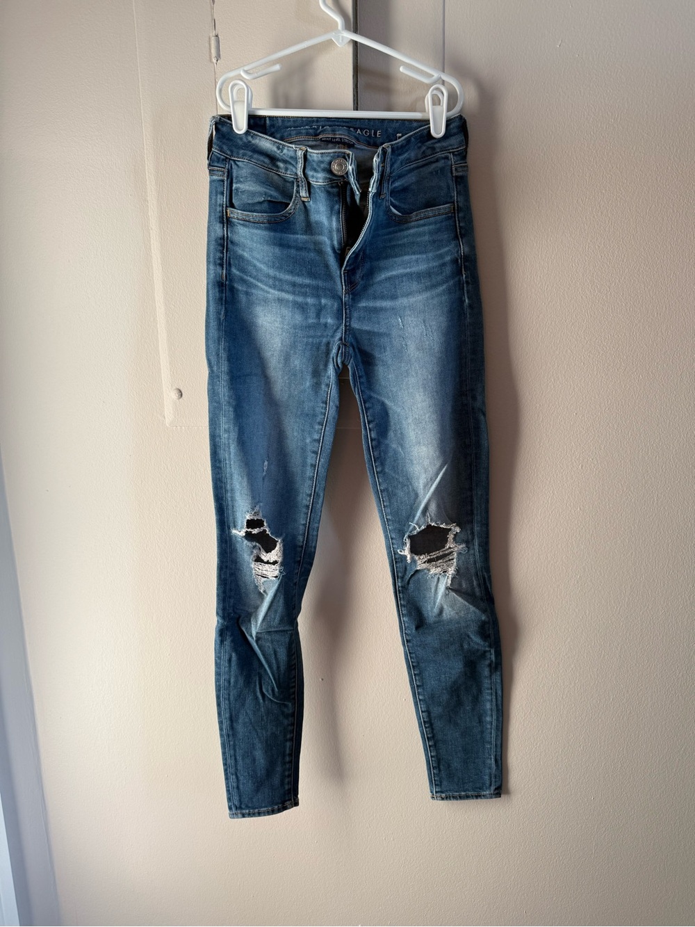 American Eagle Outfitters Women's Skinny Ripped Blue Jeans